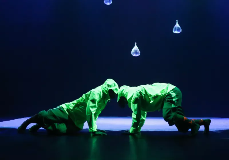 Imagen de la actividad: Agua Redonda y Extendida - Espectáculo de danza desde Brasil en Teatro Camino