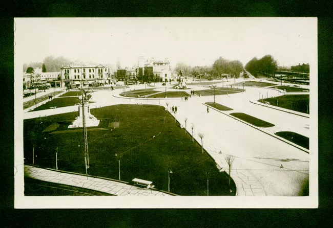 Plaza Italia, Santiago