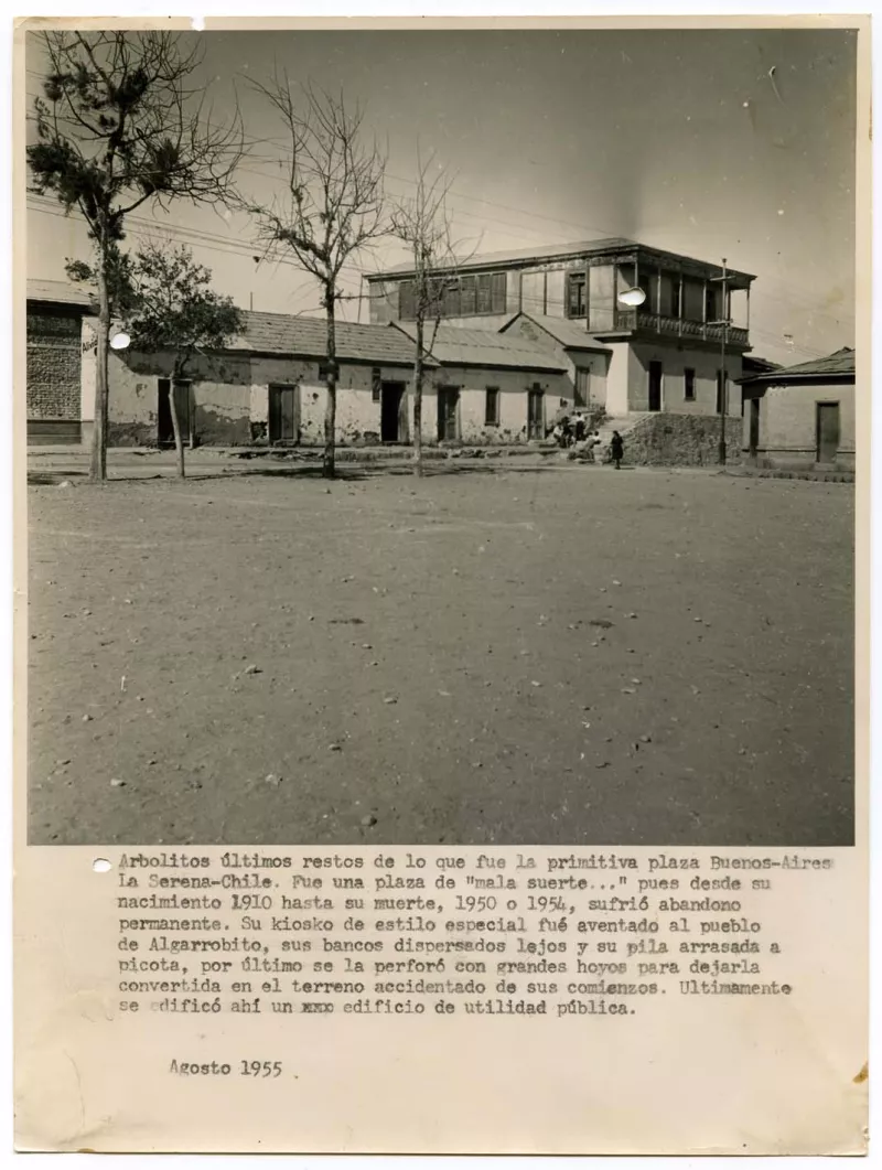 Antigua plaza Buenos Aires de La Serena, 1955