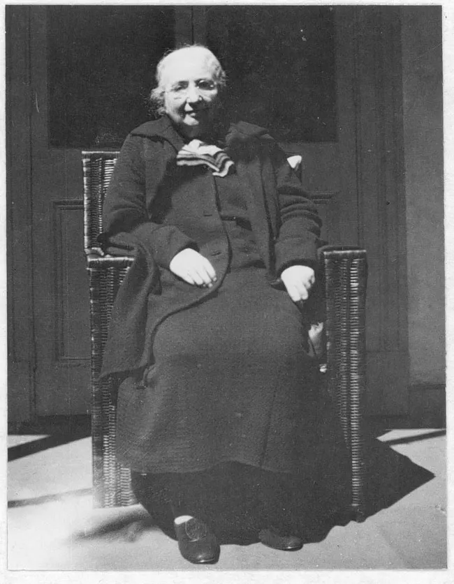 Adela Edwards Salas