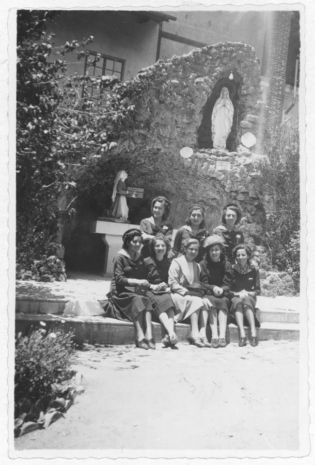 Liceo de Niñas de Antofagasta. Bolivia: colegio Inglés Católico. Donde se hospedó La delegación de profesoras y alumnas, 1942