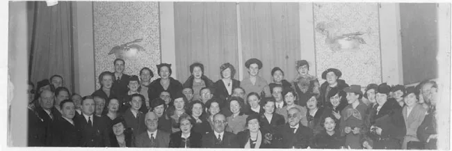 Homenaje a 40 años de labor a Don José María Gálvez. 1940