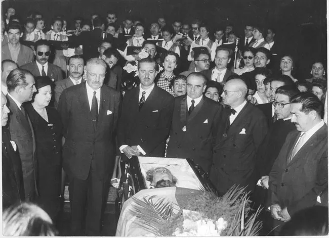 Homenaje póstumo a Gabriela Mistral