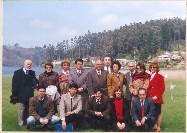 Retrato de grupo con paisaje