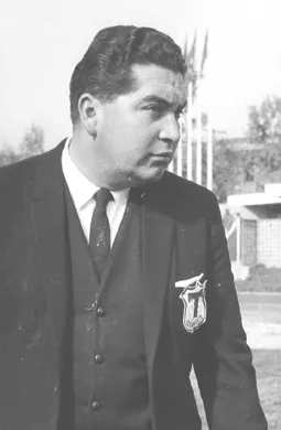 Luis Santibañez, entrenador de Transandino