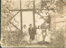 Elena Arancibia y familia