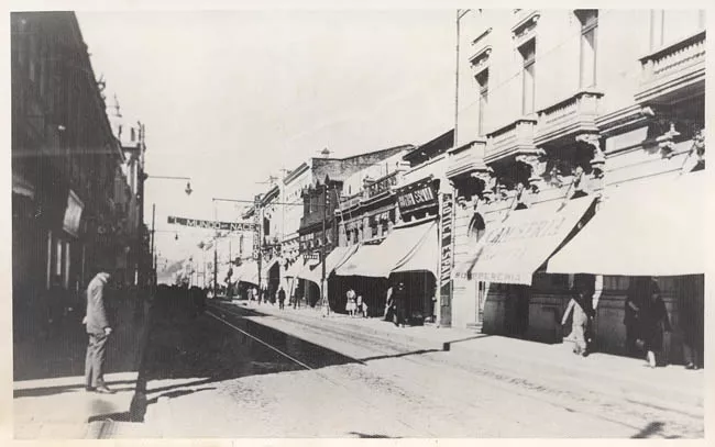 Calle Barros Arana frente Teatro Septiembre Concepción