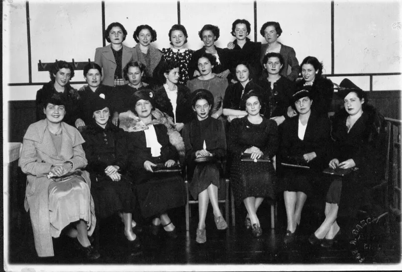 Retrato grupal femenino