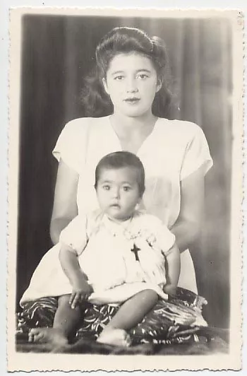 Madre y su bebé
