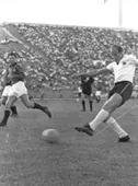 Partido de Futbol, Jugadores Roberto y Gallardo