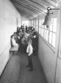 Estudiantes de Colina, patio de invierno