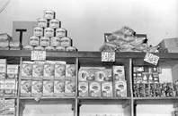 Almacenes, Comercio