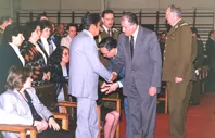 Pdte. Aylwin, Director General de Carabineros y Ministro Enrique Krauss.