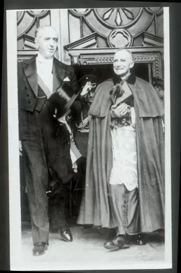 El Presidente Juan Antonio Ríos y el Cardenal José María Caro