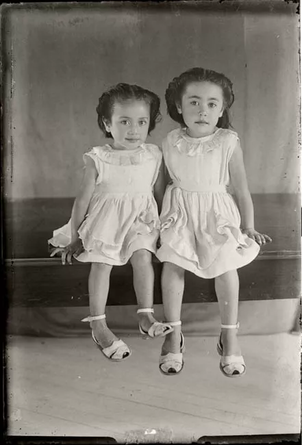 Retrato de dos niñas