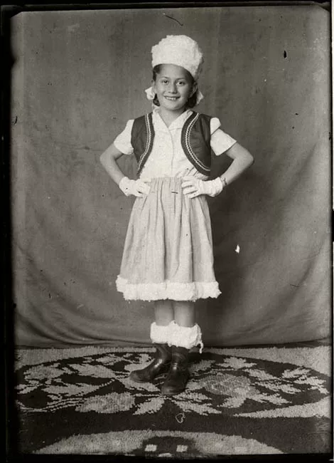 Retrato de niña disfrazada