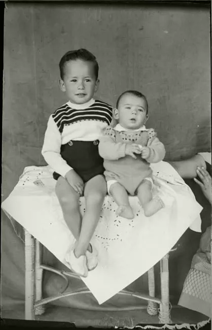 Retrato de dos niños