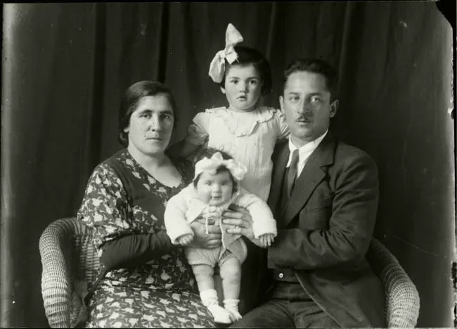 Francisco Guarda, Elvira Andrade e hijas