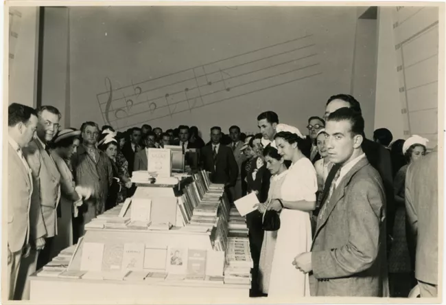 Una sección de la Exposición del Libro Uruguayo