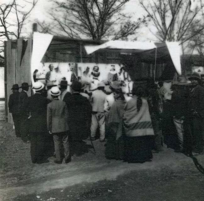 Los Monos de la Exposición Agrícola e Industrial de Talca