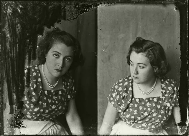 Dos retratos femeninos