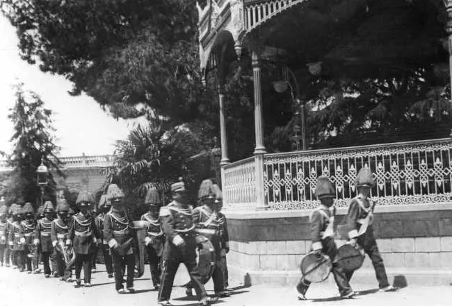 Banda de Música en el Kiosco de la Plaza de Armas de Talca
