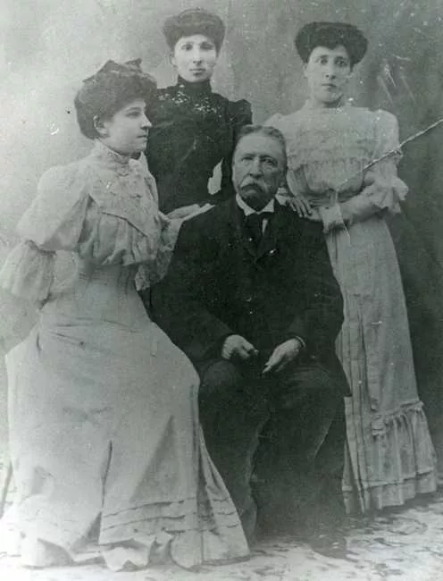 Gaspar Daviú e Hijas