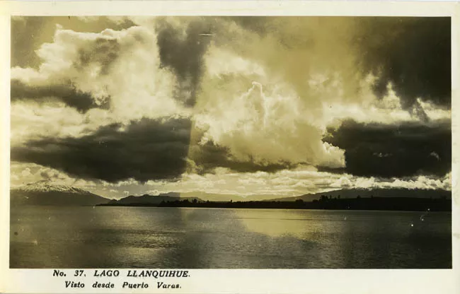 LAGO LLANQUIHUE VISTO DESDE PUERTO VARAS