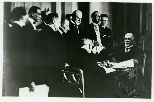 FIRMA DEL PROTOCOLO DE WASHINGTON