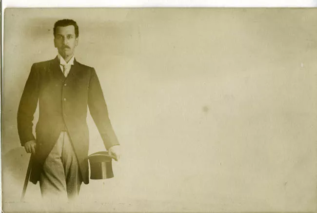 Retrato de Emilio Bello Codecido