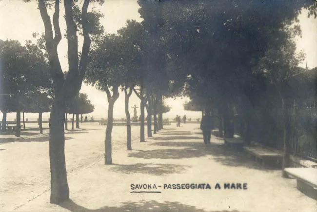 Savona - Passeggiata a Mare