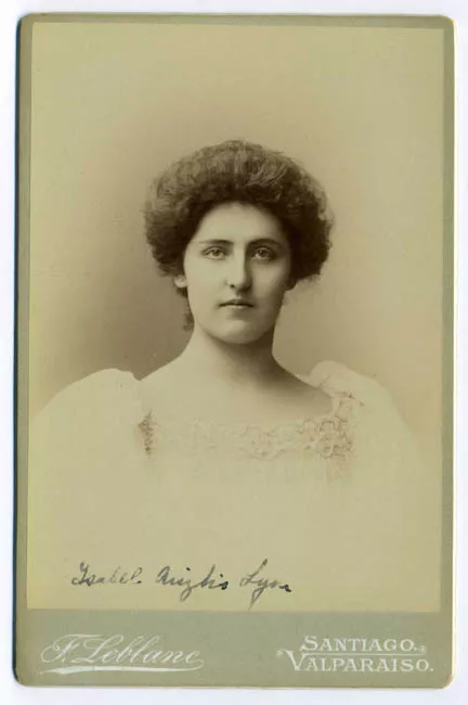 DOÑA ISABEL ARIZTIA LYON