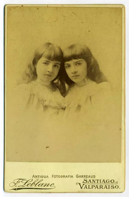 Retrato de Gabriela y Eugenia Errázuriz Vergara