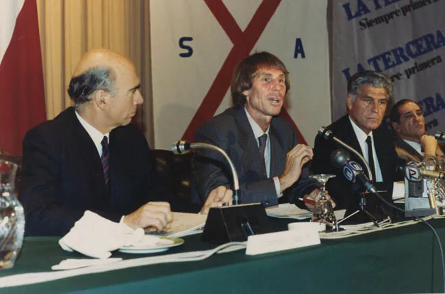 HERNAN BUCHI EN CONFERENCIA DE PRENSA