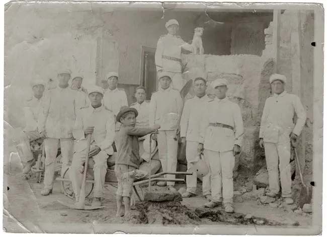 Don Juan Espinoza Ulloa y otros