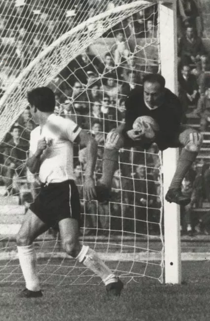 MISAEL ESCUTI,ARQUERO COLO COLO