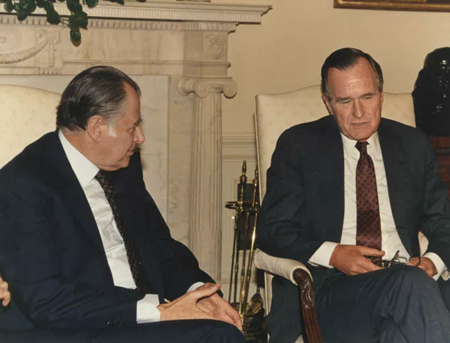 PDTE. AYLWIN CON GEORGE BUSH