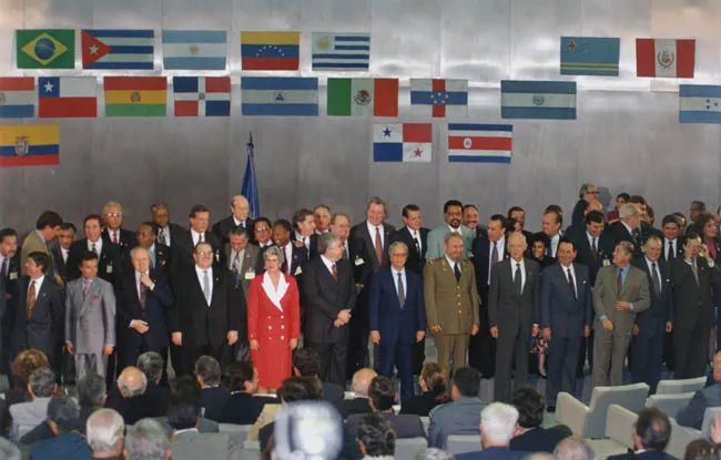 AYLWIN EN CUMBRE IBEROAMERICANAFOTO GENE