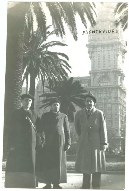 SACERDOTES EN MONTEVIDEO