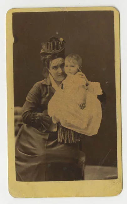 Retrato de Doña Martina Barros Borgoño de Orrego e hija