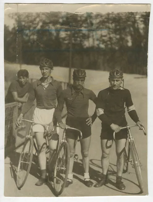 EQUIPO CICLISTA FERROVIARIO,SAN BERNARDO