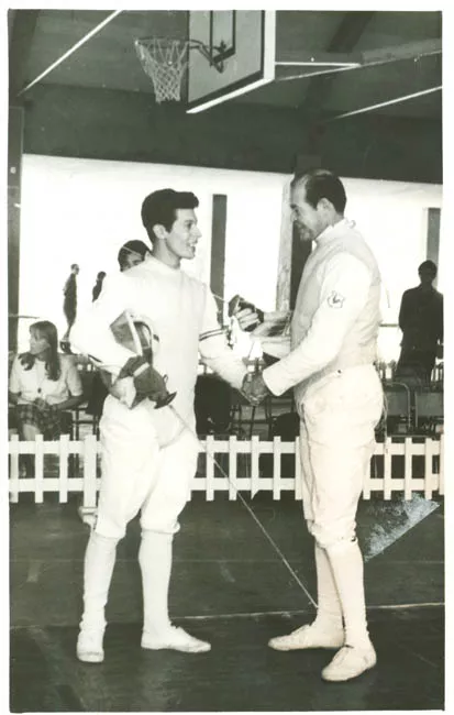 SERGIO VERGARA ET ALT.,INSTRUCTOR ESGRIM