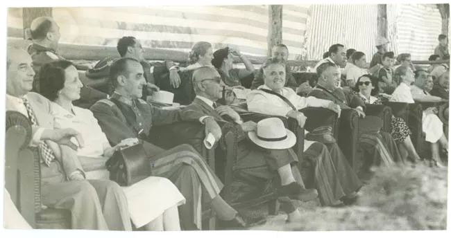GRAL WALTON OJEDA Y SRA;GRAL ERNESTO...