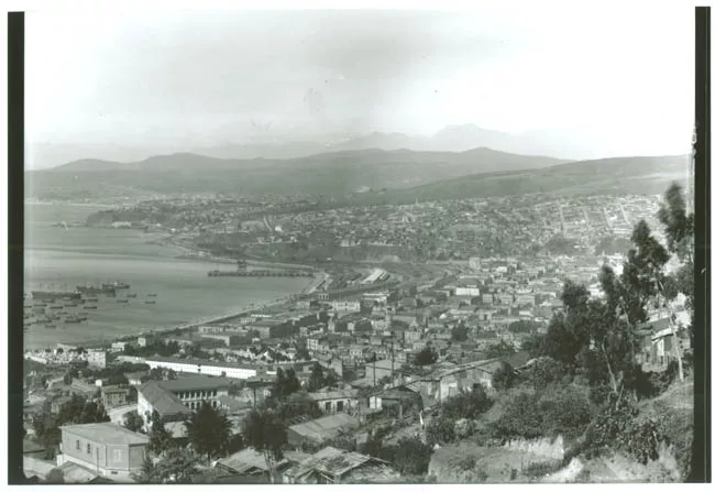 vista de la bahia de Valparaíso