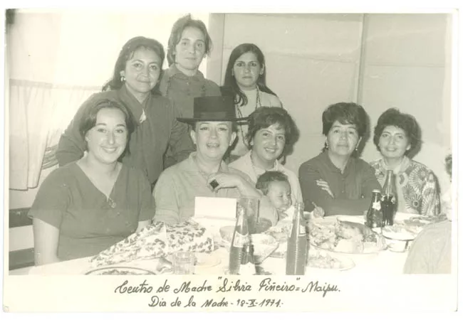 S.PIÑEIRO,EN CENTRO DE MADRES DE MAIPU.