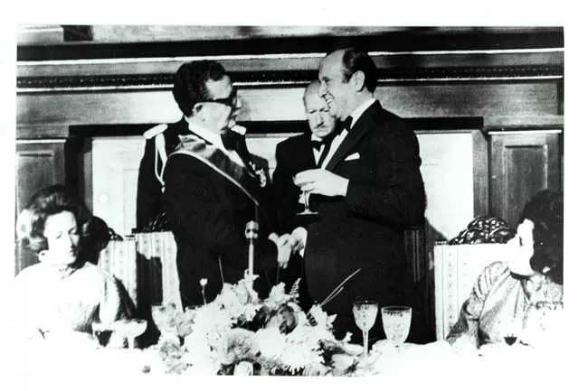 DON SALVADOR ALLENDE GOSSENS EN COLOMBIA