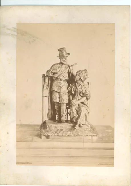 1 PEQUEÑA ESCULTURA