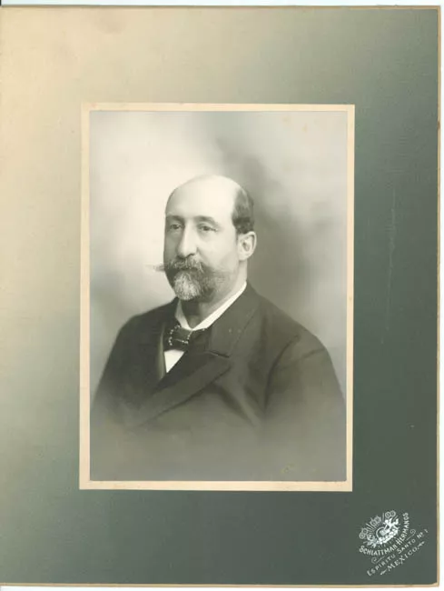1 RETRATO HOMBRE
