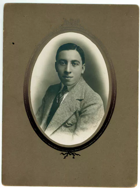 RETRATO DE CABALLERO NO IDENTIFICADO.