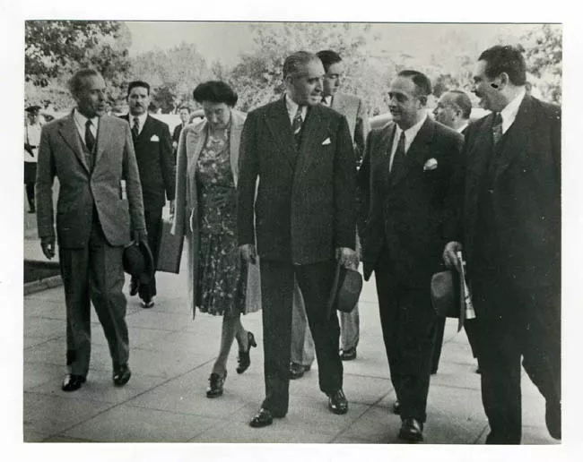 DON JUAN ANTONIO RIOS MORALES Y OTROS